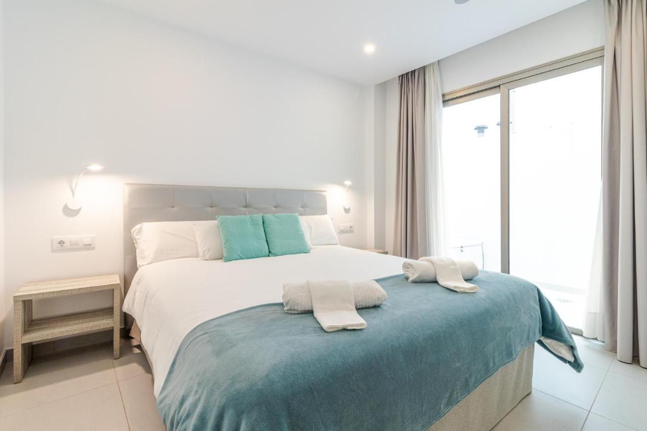 Modern Flat Canteras